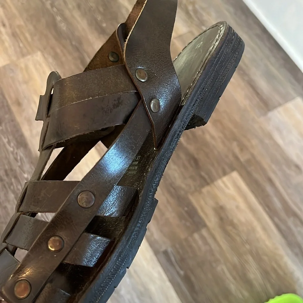 Wreck-Kreations leather grommets buckled soles made of tires size 12 sandals